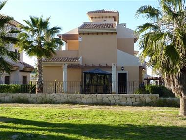 Villa / Detached for sale in Algorfa (Valencia)
