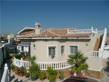 Villa / Detached for sale in Bigastro (Valencia)
