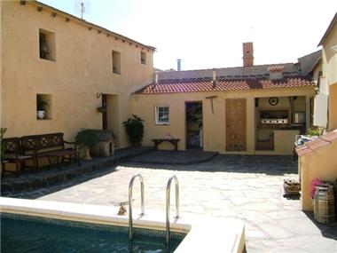 Villa / Detached for sale in Benijofar (Valencia)