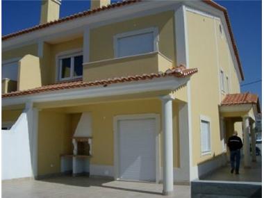 Townhouse for sale in Lourinha (Lisboa)
