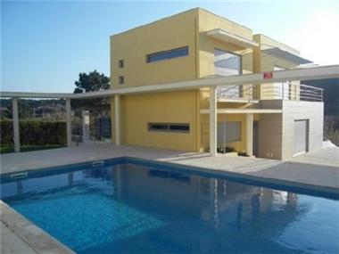 Villa for sale in Foz do Arelho (Leiria)
