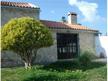 House for sale in Foz do Arelho (Leiria)