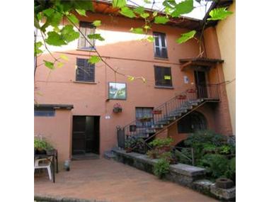 Village House for sale in Tremezzo (Regione Lombardia)