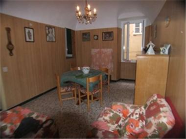 House/Villa for sale in Borgomaro (Liguria)