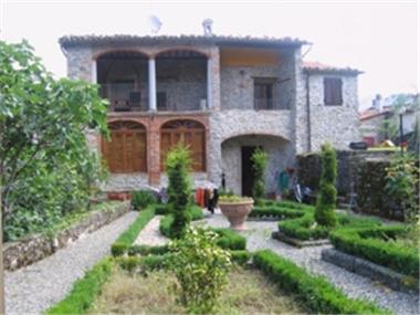 House/Villa for sale in Coreglia Antelminelli (Tuscany)