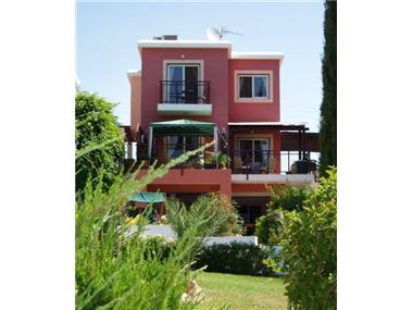 House for sale in Peyia (Paphos)