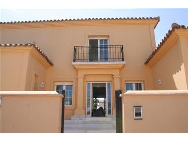 Villa for sale in San Pedro de Alcantara (Andalucia)