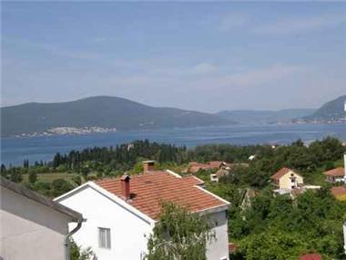 Apartment for sale in Tivat (Montenegro)