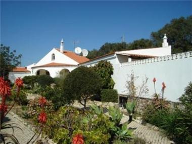 Villa for sale in Sao Bras de Alportel (Faro)