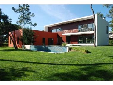 Villa for sale in Cascais (Lisboa)