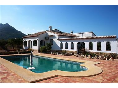 Country Property for sale in Murla (Valencia)