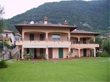 Apartment for sale in Lenno (Regione Lombardia)
