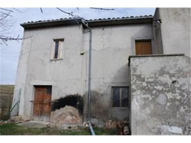 Farm House for sale in Nocciano (Regione Abruzzo)