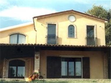 Country House for sale in Civitaquana (Regione Abruzzo)