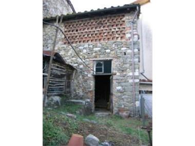 Semi-detached for sale in Borgo a Mozzano (Tuscany)