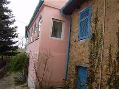 Guest House for sale in Borgomaro (Liguria)