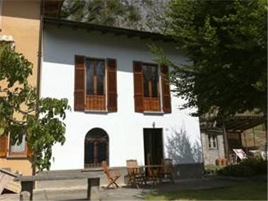 Semi-detached for sale in Tremezzo (Regione Lombardia)