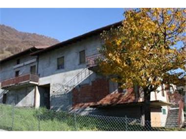Semi-detached for sale in Vercana (Regione Lombardia)