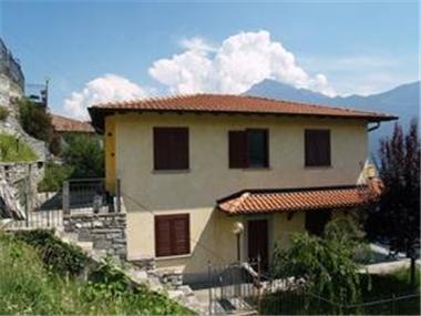 Villa for sale in Gravedona (Regione Lombardia)