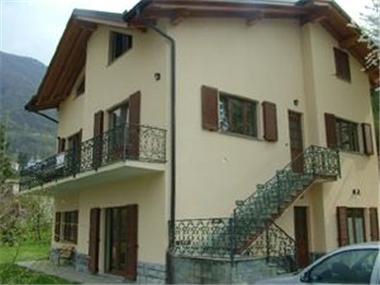 Villa for sale in Osteno (Regione Lombardia)