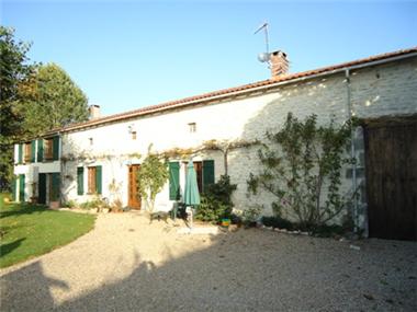 Other for sale in Champagne-Mouton (Poitou-Charentes)