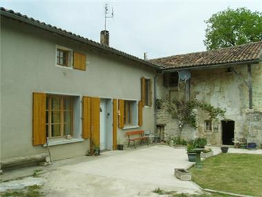 House for sale in Mansle (Poitou-Charentes)