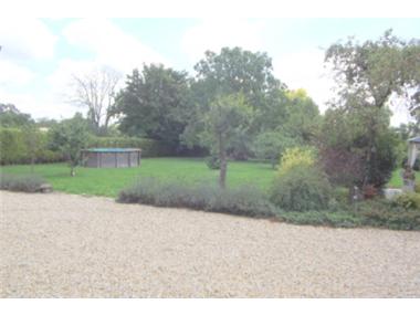 House/villa for sale in Aigre (Poitou-Charentes)
