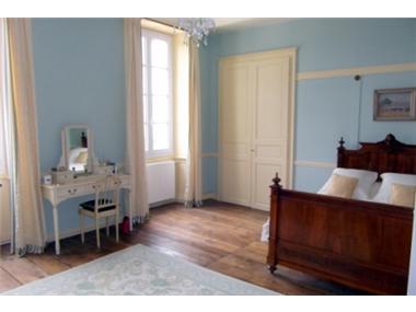 House/villa for sale in Aigre (Poitou-Charentes)