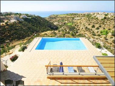 Villa for sale in Kouklia (Paphos)