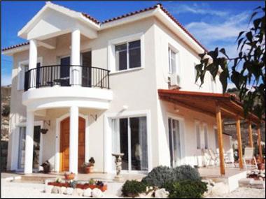 Villa for sale in Polemi (Paphos)