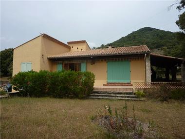 House for sale in Saint-Jean-du-Pin (Languedoc-Roussillon)