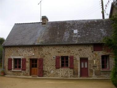 Cottage for sale in Gorron (Region Pays de la Loire)