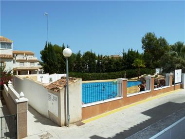 Townhouse for sale in Algorfa (Valencia)
