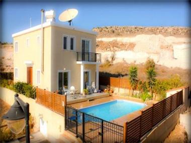 Detached House for sale in Yeroskipos (Paphos)
