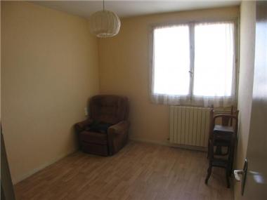 Apartment       for sale in Semeac (Midi-Pyrenees)