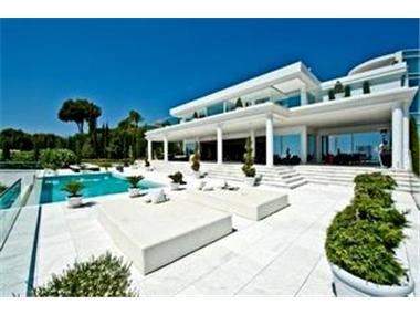 Villa for sale in Marbella (Andalucia)