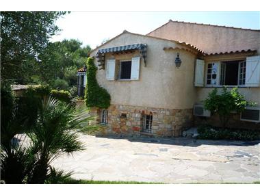 Villa for sale in Mougins
