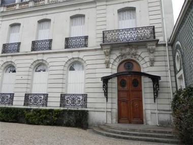 Apartment       for sale in Saumur (Region Pays de la Loire)