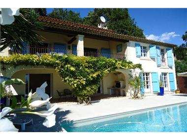 Villa for sale in Le Tignet (Provence-Alpes-Cote d'Azur)
