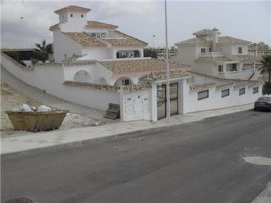 Detached Villa for sale in Campoamor (Valencia)