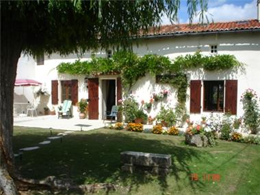 Other for sale in Champagne-Mouton (Poitou-Charentes)