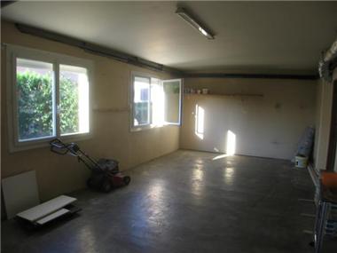Villa for sale in Aureilhan (Midi-Pyrenees)