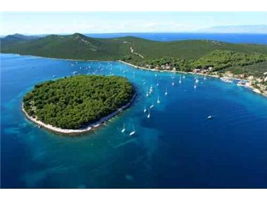 Building Plot for sale in Molat (Zadarska Zupanija)