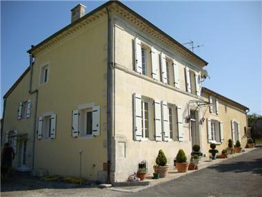 House for sale in Pons (Poitou-Charentes)