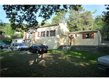Villa for sale in Le Tignet (Provence-Alpes-Cote d'Azur)