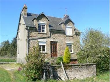 Cottage for sale in Ger (Basse-Normandie)