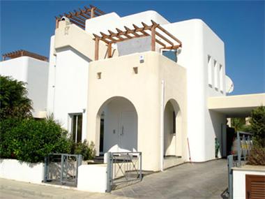 Detached House for sale in Ayios Tykhonas (Limassol)