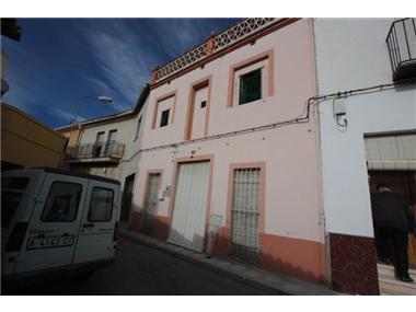 Townhouse for sale in Sanet y Negrals (Valencia)