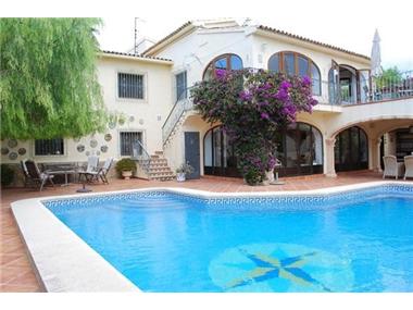 Villa / Detached for sale in Rada de Moraira (Valencia)