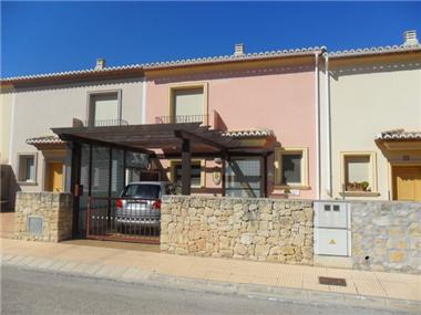 Villa for sale in Beniarbeig (Valencia)